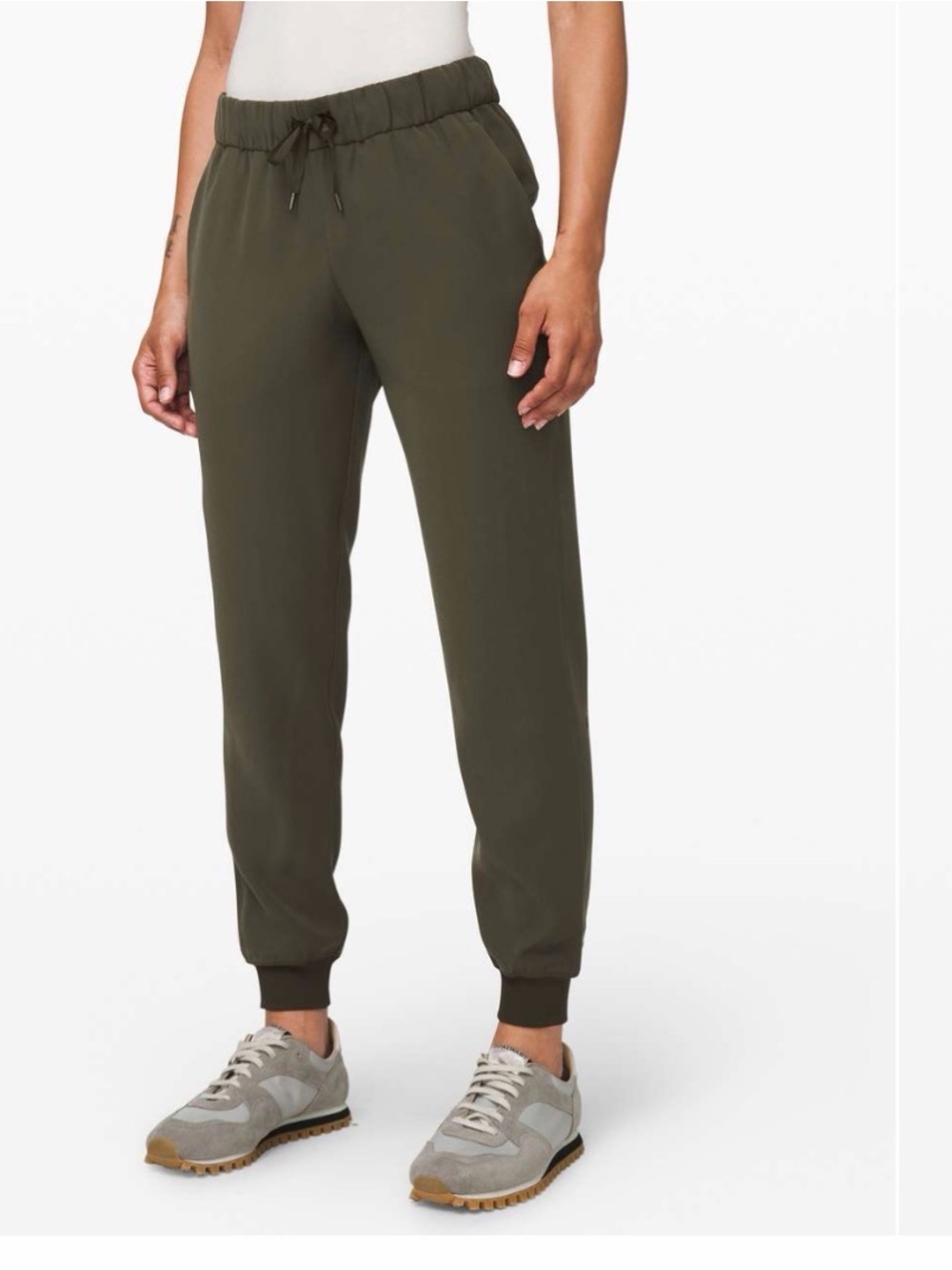 Lululemon On The Fly Jogger Pants Women’s 4 Dark Olive Green Pockets Athletic